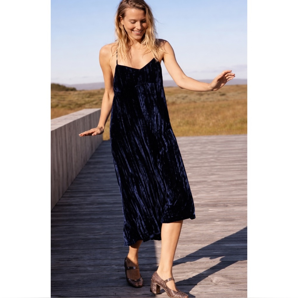 MADEWELL | Crushed Velvet Slip Dress in Nightfall Blue, Size Small